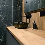 Apartamento Nordic Wood Luxury With Jacuzzi *