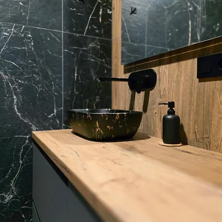 Apartament Nordic Wood Luxury With Jacuzzi *