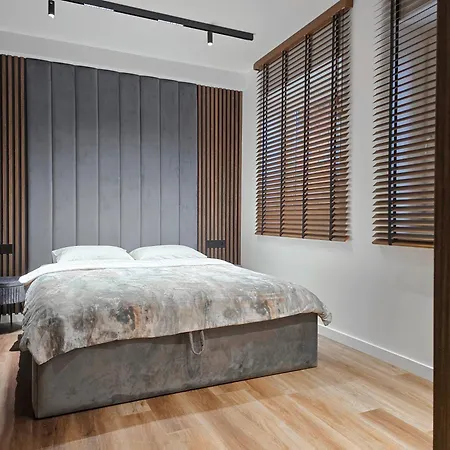 Nordic Wood Luxury With Jacuzzi Połąga