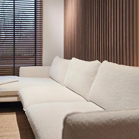 Apartament Nordic Wood Luxury With Jacuzzi