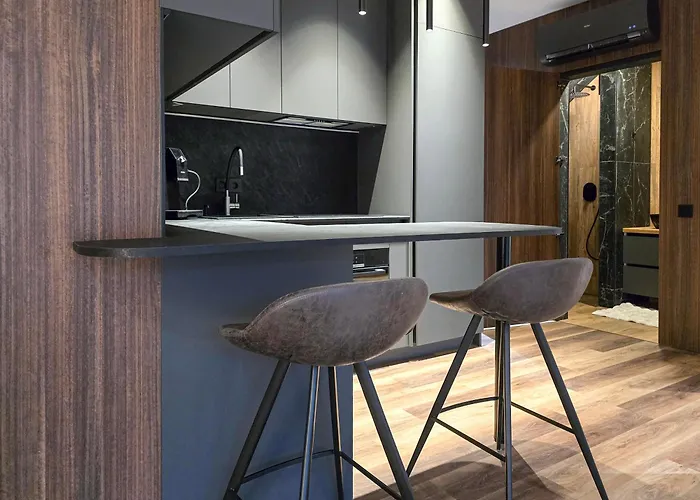 شقة Nordic Wood Luxury With Jacuzzi *