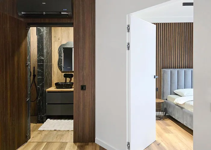 Nordic Wood Luxury With Jacuzzi شقة *